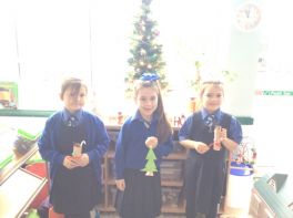 Christmas crafts in P2/3